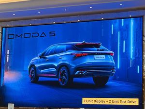 Bocoran Mobil dan Motor Baru yang Meluncur di IIMS 2023 Bocoran Mobil dan Motor Baru yang Meluncur di IIMS 2023