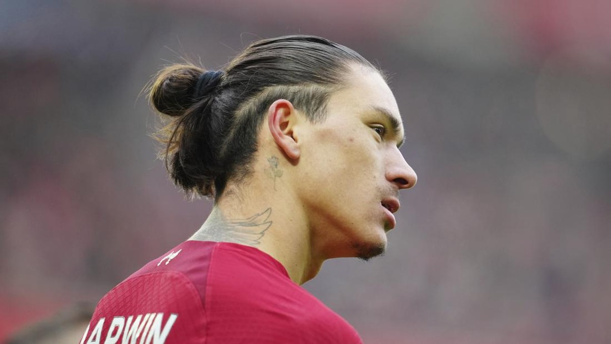 Darwin Nunez kaget dengan Premier League. (Foto: AP/Jon Super)