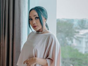 Dewi Gita Ogah Ngutang: Nabung Dulu, Jangan Cepat Tergoda Dewi Gita Ogah Ngutang: Nabung Dulu, Jangan Cepat Tergoda