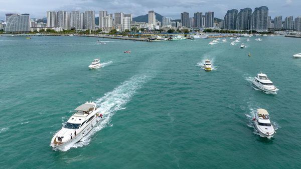 Potret Surganya Wisata Kapal Pesiar di China