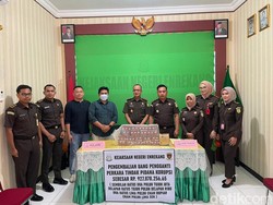 Napi Korupsi di Enrekang Kembalikan Uang Negara Rp 927 Juta Dibebaskan