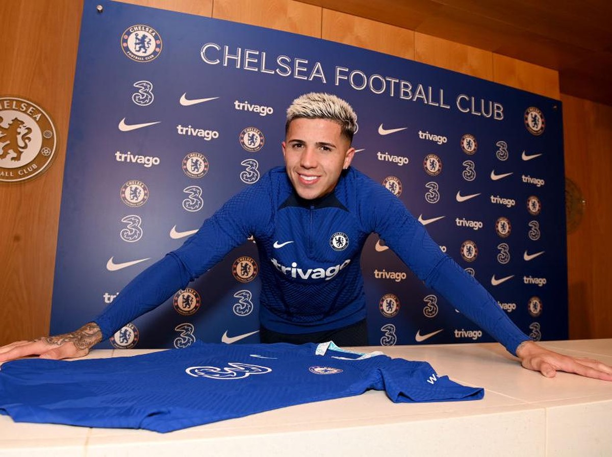 Enzo Fernandez dinilai sebagai gabungan Claude Makelele dan Frank Lampard. (Foto: Chelsea FC via Getty Images/Darren Walsh)