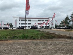 Sri Mulyani hingga Mahfud Md Kunjungi SD Internasional di Sumenep