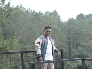 Febby Islami dan Ustaz Daeng Syawal Kolaborasi Cover Bil Qurani Saamdhi