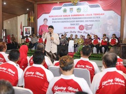 Ganjar Luncurkan Program KANCING MERAH untuk Tekan Stunting-Kemiskinan