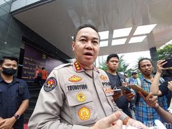 Polda Metro Lakukan Body Checking Amankan Konser Dewa 19 Hari Ini