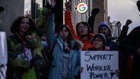 Kantor Google Didemo Karyawan Korban PHK, Tuntut Pesangon Adil