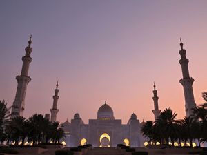 Doa Keluar Masjid: Arab, Latin, Arti, dan Adabnya Doa Keluar Masjid: Arab, Latin, Arti, dan Adabnya