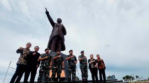 Keren! Monumen Jenderal Soedirman Menjulang Tinggi di PIK 2