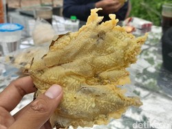 Kriuk! Keripik Daun Anggur yang Unik dari Pangandaran