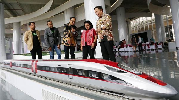 Kolaborasi GoTo-KCIC Permudah Akses Masyarakat Naik Kereta Cepat