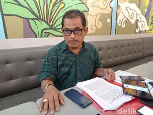 Kuasa Hukum MWA UNS Buka Suara soal Somasi Dekan Berbuntut Demo Mahasiswa Kuasa Hukum MWA UNS Buka Suara soal Somasi Dekan Berbuntut Demo Mahasiswa