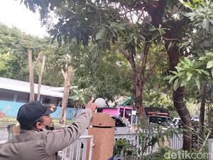 Seorang Pria Berusaha Gantung Diri di Polsek Gubeng