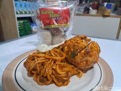 Seuhah Nikmat! Mi Jeubew di Garut yang Pedasnya Nampol