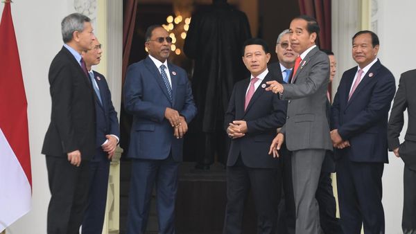 Momen Jokowi Terima Kunjungan Menlu dan Sekjen ASEAN