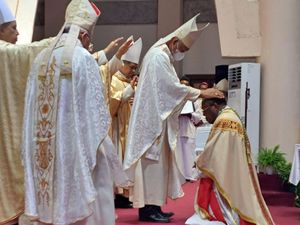 Yanuarius Theofilus Matopai You Jadi Orang Pertama Papua Jabat Uskup Jayapura Yanuarius Theofilus Matopai You Jadi Orang Pertama Papua Jabat Uskup Jayapura