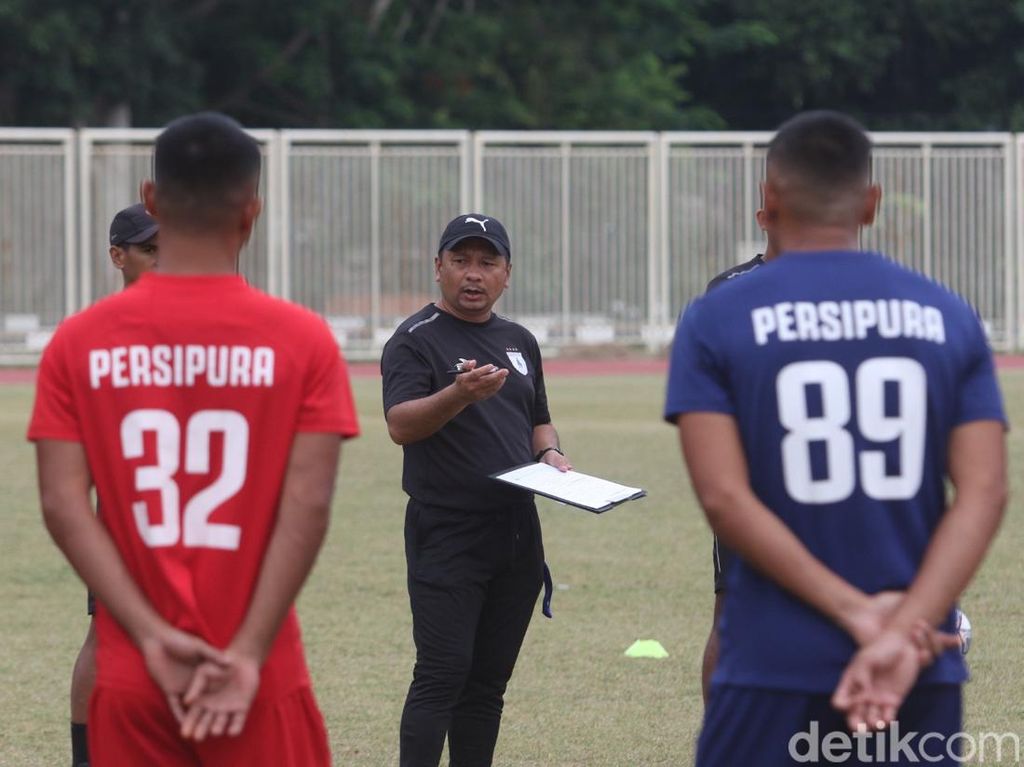 Persipura dan Pelatih Ricky Nelson Resmi Berpisah Persipura dan Pelatih Ricky Nelson Resmi Berpisah