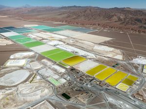 Potret Salar de Atacama, Sumber Litium Murni Terbesar di Bumi Potret Salar de Atacama, Sumber Litium Murni Terbesar di Bumi