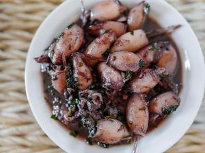 Resep Cumi Ungkep Bawang Putih dan Jahe, Lauk Nasi yang Sedap Resep Cumi Ungkep Bawang Putih dan Jahe, Lauk Nasi yang Sedap