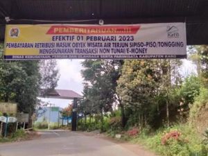 Keren, Masuk ke Air Terjun Sipiso-poso Kini Bayar Pakai QRIS! Keren, Masuk ke Air Terjun Sipiso-poso Kini Bayar Pakai QRIS!