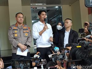Blak-blakan Rizky Billar Soal Isu Jadi Simpanan Waria Blak-blakan Rizky Billar Soal Isu Jadi Simpanan Waria