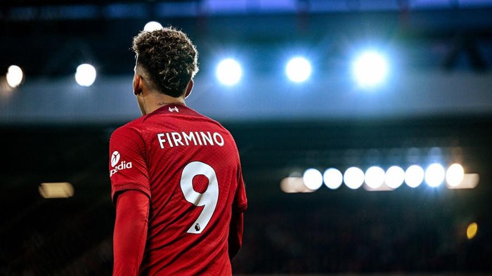 LIVERPOOL, ENGLAND - NOVEMBER 12: (THE SUN OUT, THE SUN ON SUNDAY OUT) Roberto Firmino of Liverpool during the Premier League match between Liverpool FC and Southampton FC at Anfield on November 12, 2022 in Liverpool, England. (Photo by Andrew Powell/Liverpool FC via Getty Images)