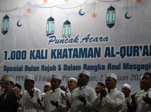 Sambut Bulan Rajab, Santri di Bogor Gelar Seribu Kali Khataman Al-Quran