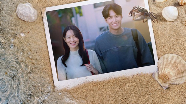Shin Min A dan Kim Seon Ho dalam drama Hometown Cha Cha Cha / Foto: Netflix/Hometown Cha Cha Cha