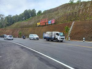 Perbandingan Berkendara di Shortcut Singaraja vs Jalur Lama Perbandingan Berkendara di Shortcut Singaraja vs Jalur Lama