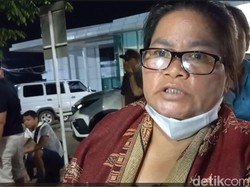 Mobil DPRD Jambi Berisi Wanita Bugil Dikejar Orang Sebelum Tabrak Tiang