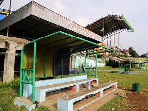 Kondisi Stadion Gelora Kie Raha Ternate Memprihatinkan Kondisi Stadion Gelora Kie Raha Ternate Memprihatinkan
