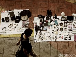 Jangan Kaget! Kumpulan Barang Rongsok Ini Dilelang hingga Puluhan Juta