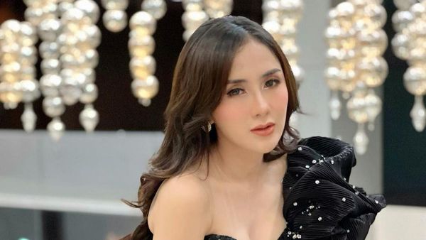 Ucie Sucita Serba Salah Jika Penonton Terlalu Dekat Saat Joget Bareng