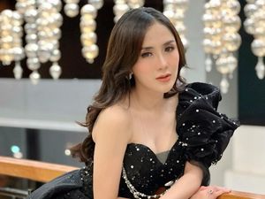 Ucie Sucita Nggak Bisa Diam saat Liburan Ucie Sucita Nggak Bisa Diam saat Liburan
