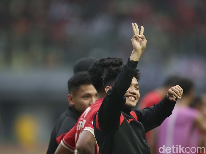 Persija mengenalkan pemain barunya yaitu Witan Sulaeman di Stadion Patriot Chandrabaga, Bekasi, Jumat (3/2). Witan akan akan mengenakan nomor punggung 78.