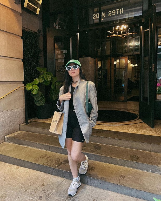 Febby Rastanty dengan shortpantsnya/Sumber: IG @febbyrastanty