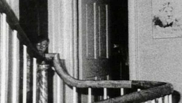 Deretan Foto Seram yang Punya Cerita Menakutkan, Berani Lihat?