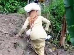 Duka Guru Desa Situbondo yang Kerap Longsor: Berangkat Subuh-Titip Motor