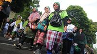 10 Ribu Warga Salatiga Ikuti Jalan Sehat Menggunakan Sarung