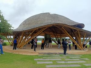 2 KEK Hadir di Denpasar, Pengamat Pariwisata Ingatkan SDM Lokal Bersaing 2 KEK Hadir di Denpasar, Pengamat Pariwisata Ingatkan SDM Lokal Bersaing