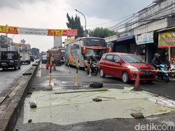 Jalan Amblas di Ciputat Sudah Diperbaiki, Lalin Masih Macet
