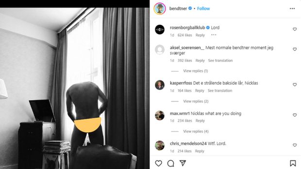 Nicklas Bendtner kembali membuat ulah kontroversial. Eks Arsenal itu mengunggah foto bugil dirinya dengan pose pamer pantat. Duh!