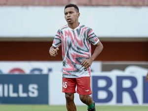 Dikartu Merah saat PSS Vs Barito, Todd Ferre Ngaku Emosi gegara Rasisme Dikartu Merah saat PSS Vs Barito, Todd Ferre Ngaku Emosi gegara Rasisme