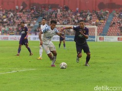 Prediksi Susunan Pemain Persik Kediri Vs PSIS Semarang