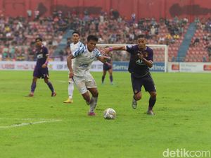 Persik Kalah, Pelatih: Mainnya Tidak Jelek Tapi Hasilnya Buruk Persik Kalah, Pelatih: Mainnya Tidak Jelek Tapi Hasilnya Buruk