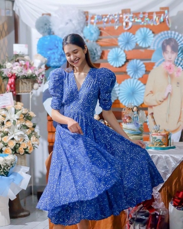 Tampilan Mikha Tambayong dengan Dress Polkadot Mikha Tambayong