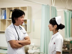 Problem Klasik Beda Kasta Dokter Vs Perawat Jadi Sorotan Menkes