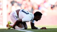 Vinicius Jr tempat nomor pertama. Penyerang Real Madrid dari Liga Spanyol itu dilanggar 79 kali! (Getty Images)