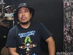 Baby Beside: Dari Penonton hingga Menjajal Kemegahan Panggung Saparua