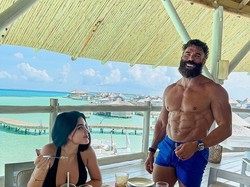 Pria Dijuluki Raja Instagram Jadi Kontroversi, Party dengan Model Tanpa Busana